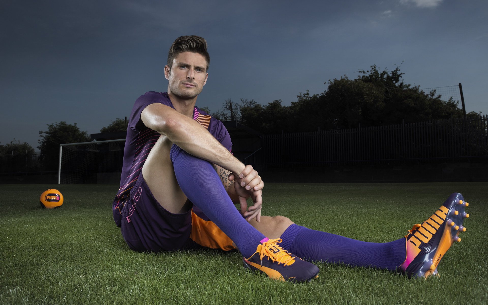 爱游戏正版-里昂战平巴黎，取得宝贵一分继续领跑积分榜，里昂vs巴黎圣日耳曼在线直播